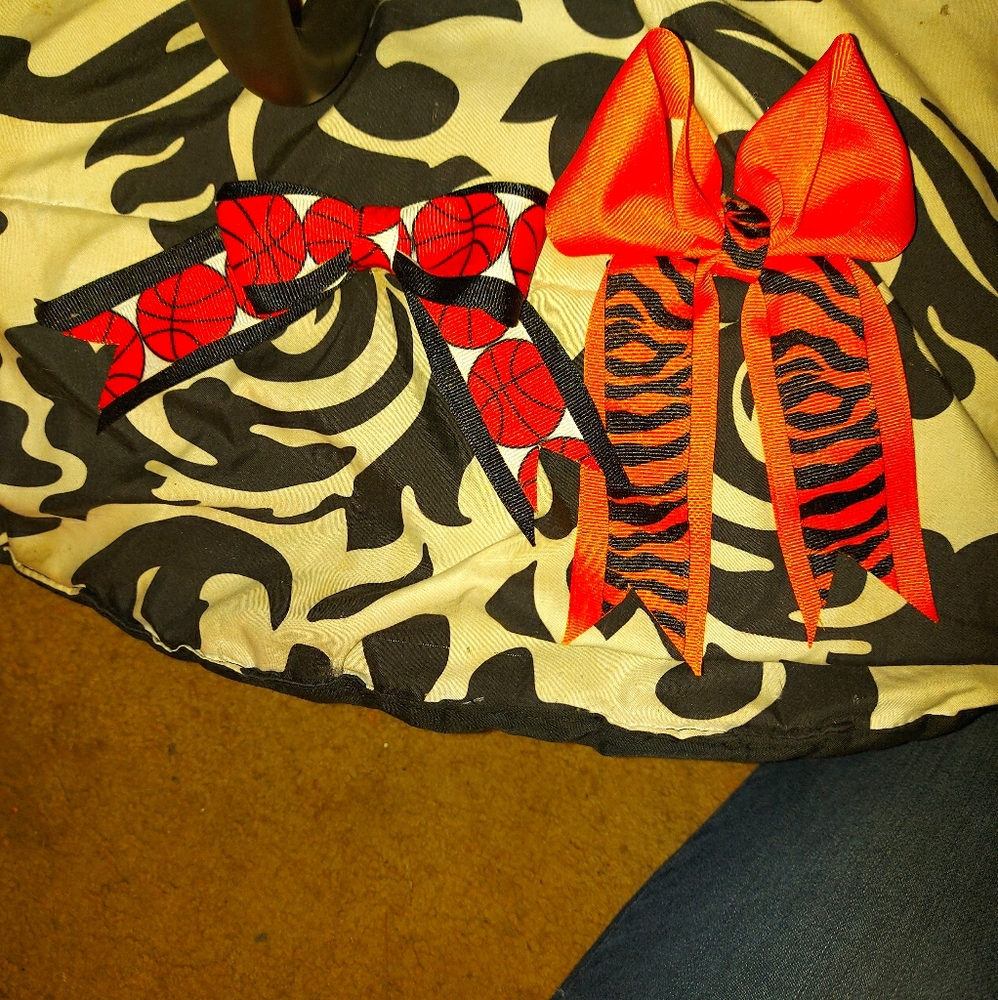 Hair bows